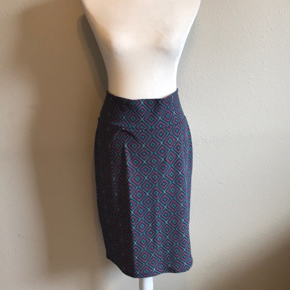 LuLaRoe NWOT Cassie Skirt